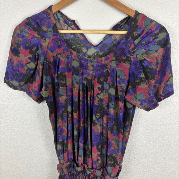 Vinatge ZAC Posen Silk Multicolor Floral Pleated Design Fit & Flare Dress Size 2 - Picture 3 of 10